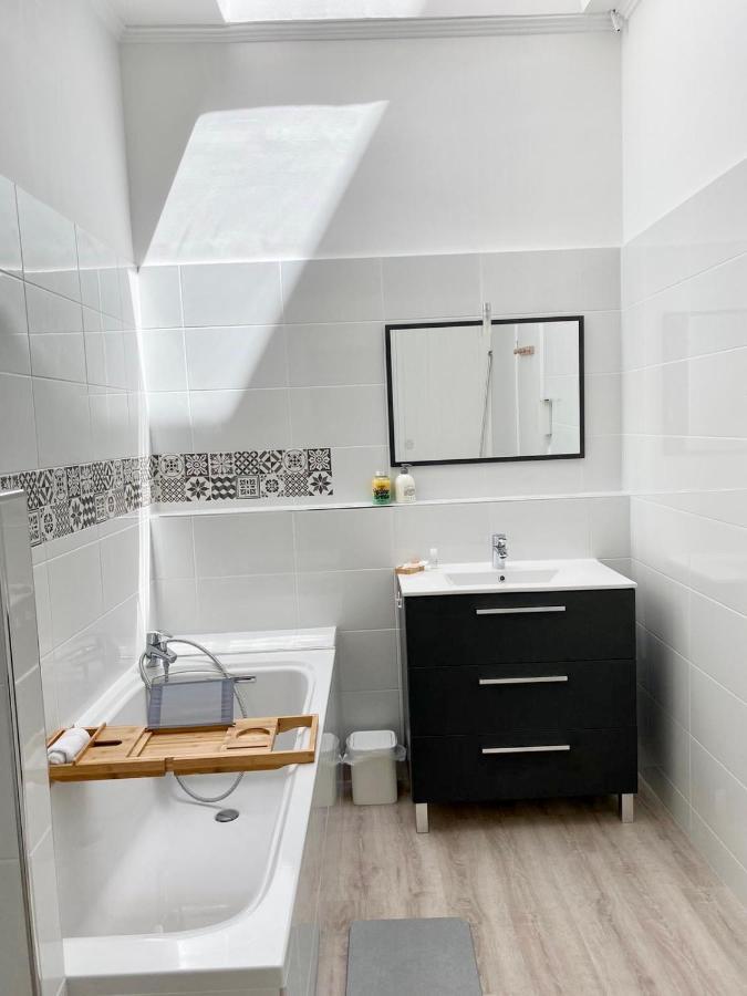Garden Spa-Hyper Centre Avec Cour-Calme-Sauna-Hamam Apartman Troyes Kültér fotó